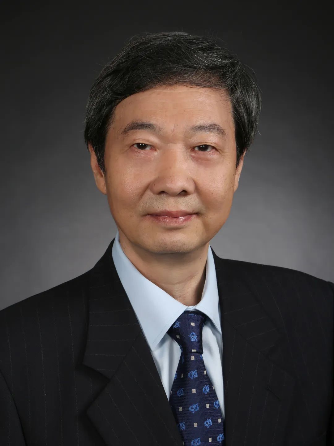 陈子瑜.jpg
